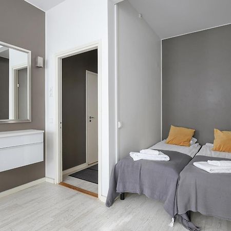 Kotimaailma Apartments Kamppi - Studio For 2 Helsinki Exterior photo